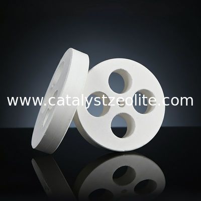 Stabilitas termal tinggi Alumina Catalyst Support 6 Lubang 33mm 18mm