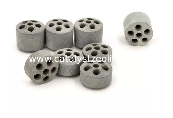 Hidrokarbon dan Air Dikonversi menjadi Hidrogen, Karbon monoksida, Karbon dioksida Tubular Reforming Catalyst