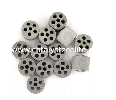 Tubular Reforming Catalyst untuk Bahan Baku Gas Alam Berat ke LPG dan untuk Operasi Di Bawah Kondisi Fluks Panas Tinggi